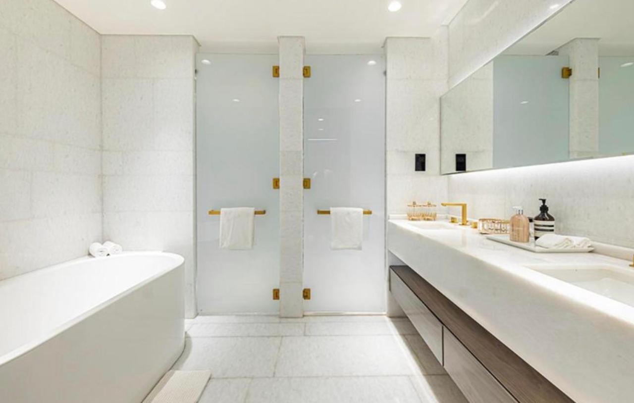 Five Palm Jumeirah Suites-Sea View Dubai Luaran gambar